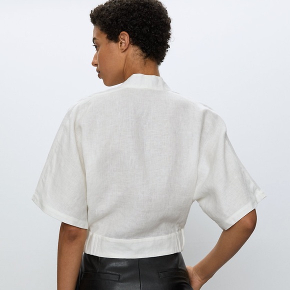 ❗️SOLD❗️ Babaton Tahoma Blouse - Picture 3 of 9